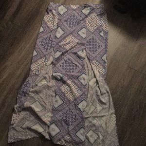 GUESS Maxi Skirt With Slits✨